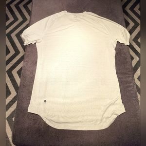 Lululemon Men Training Drysense Top - Large